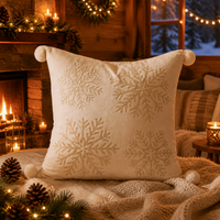 Photo 7 de Housse de Coussin de Noël Brodée Veillée