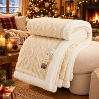 Photo 8 de Plaid Sherpa Nordique – Couverture Polaire Double Face Ultra Douce